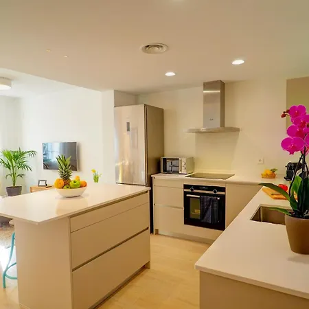Apartment Sebastian Patio By Hello Homes Sitges